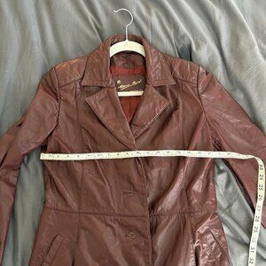 Vintage Etienne Aigner burgundy red leather jacket size 12 / L